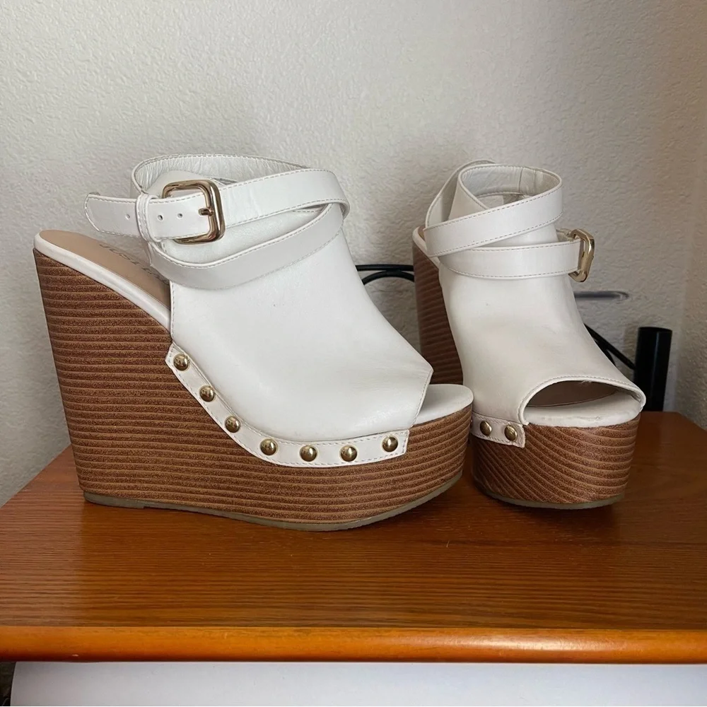Woman's White Just Fab Sarahh Platform Wedge Shoes size 8.5